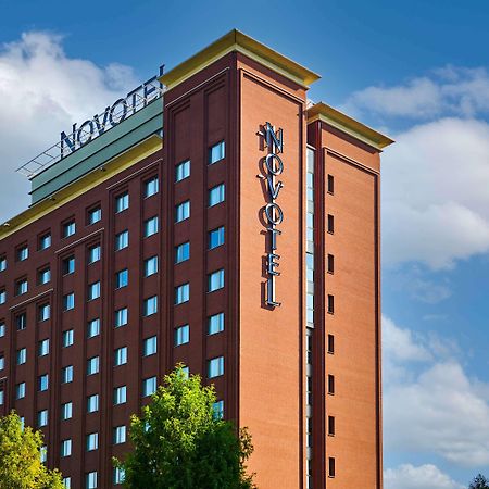 Novotel Torino Corso Giulio Cesare Exteriör bild