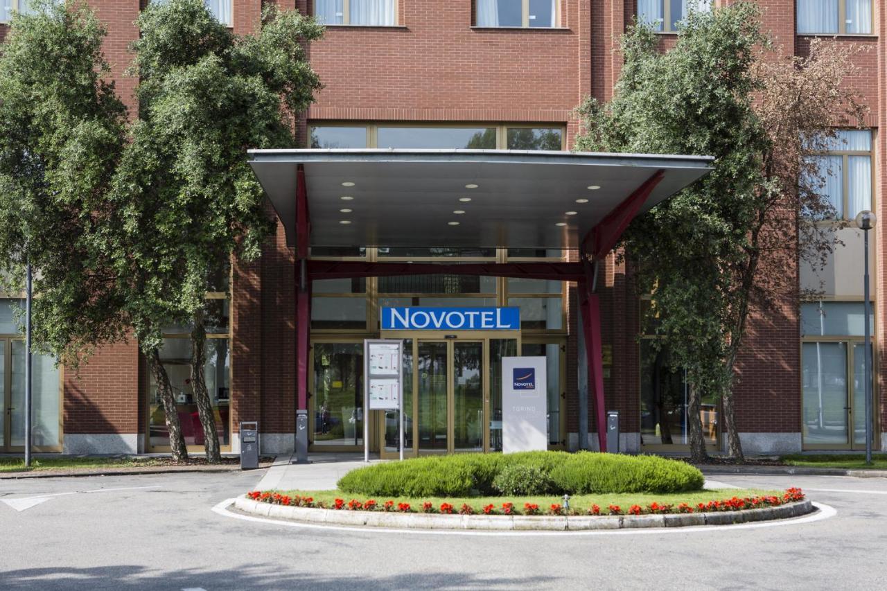 Novotel Torino Corso Giulio Cesare Exteriör bild